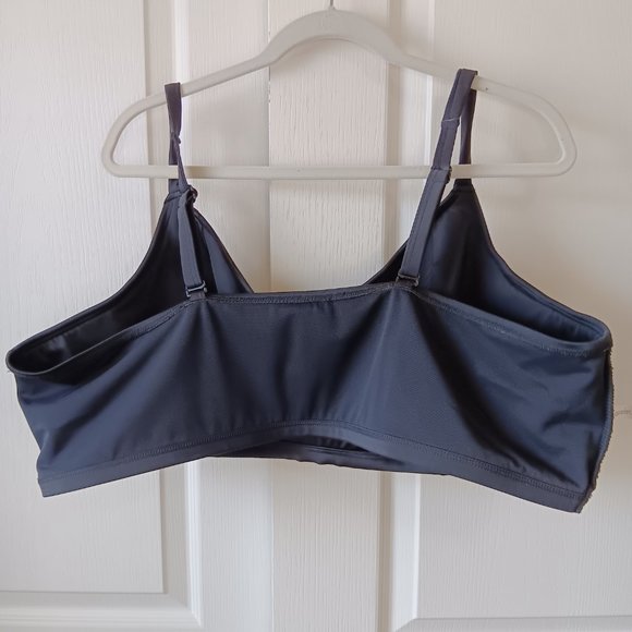 Cacique Women's Plus Black No-Wire Scoop Neck Swim Top Size 28 - Picture 4 of 8